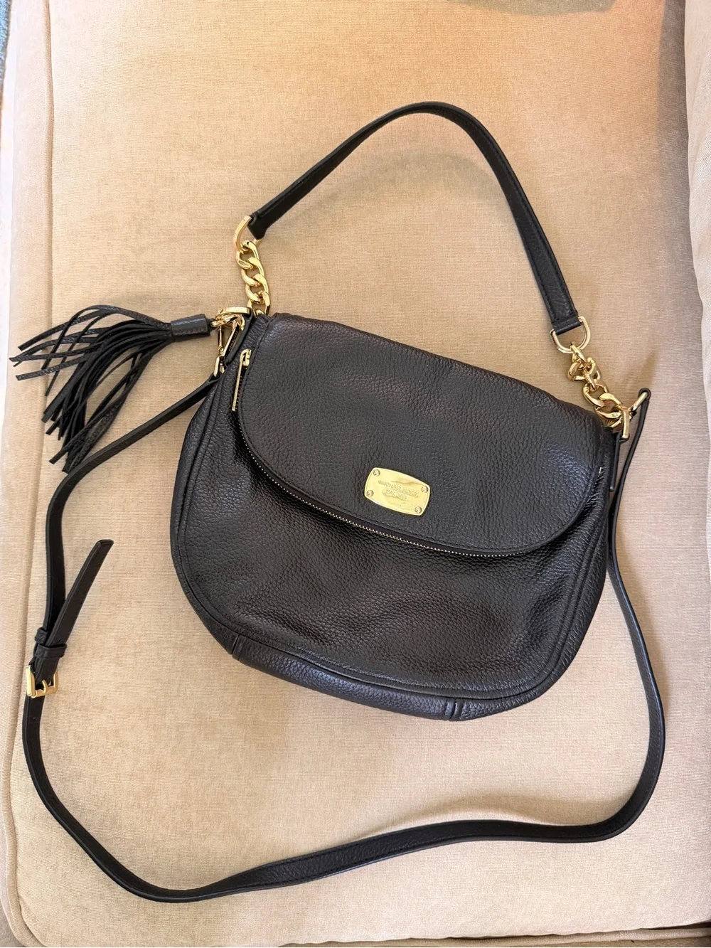 ✨ EUC Michael Kors Bedford Vintage Black Pebbled Leather Crossbody Shoulder Bag